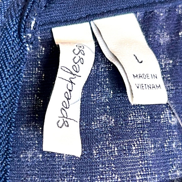 NWT Speechless White & Navy Blue Knit Dress - Picture 6 of 7